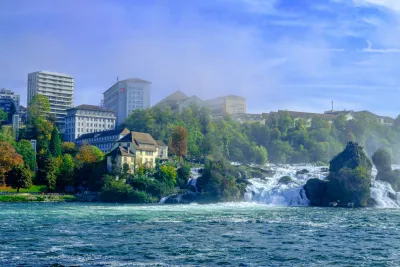 Le cascate del Reno sono la più grande cascata d'Europa